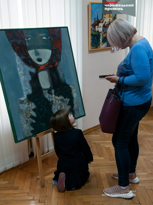Каталог живописних робіт Анатолія Фурлета презентували в Чернівецькому художньому музеї