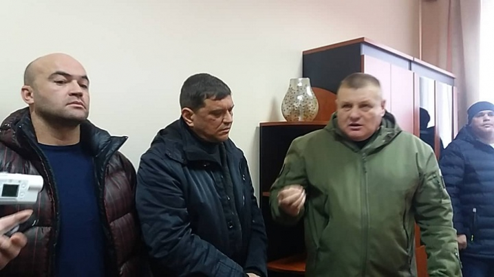На чернівецькій митниці активісти вимагають звільнення Ігоря Добровольського