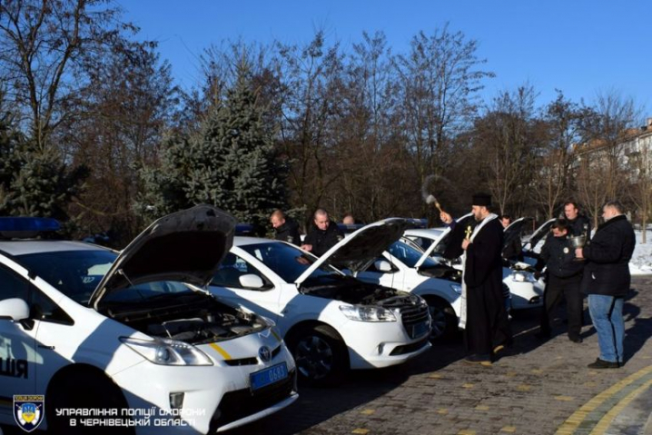 Нові автомобілі отримало Чернівецьке управління поліції охорони