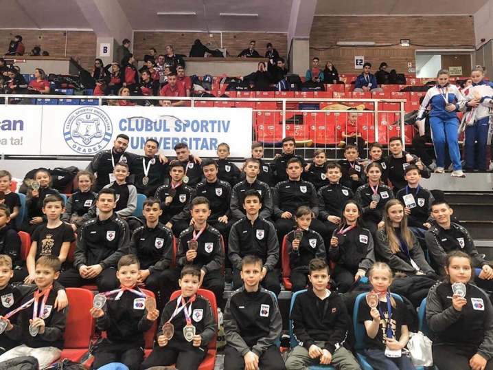 Буковинські каратисти вибороли 18 медалей на міжнародному турнірі у Румунії