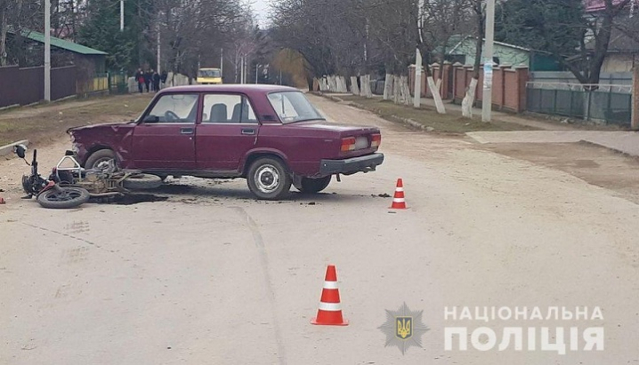 На Буковині ДТП: постраждали двоє неповнолітніх осіб