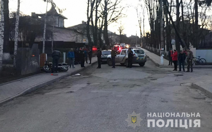 Смертельне ДТП на Герцаївщині: водій мотоцикла врізався в огорожу