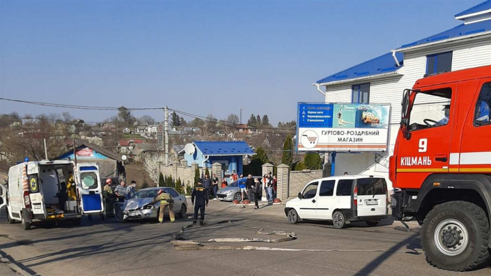 ДТП у Кіцмані: зіткнулися два автомобілі