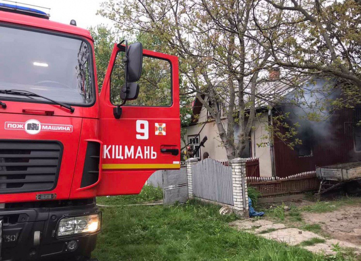 У Кіцманському районі у пожежі загинув чоловік
