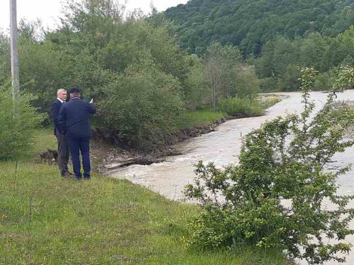 На Буковині внаслідок злив зруйновано дамби у двох селах 
