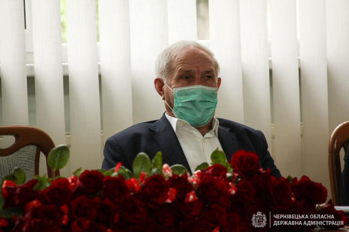День медичного працівника у Чернівецькій області: нагородили 174 буковинця День медичного працівника у Чернівецькій області: нагородили 174 буковинця