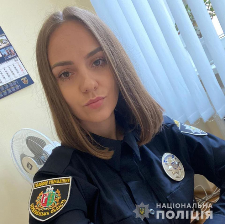 Буковинська поліцейська здійснила мрію онкохворої дівчинки