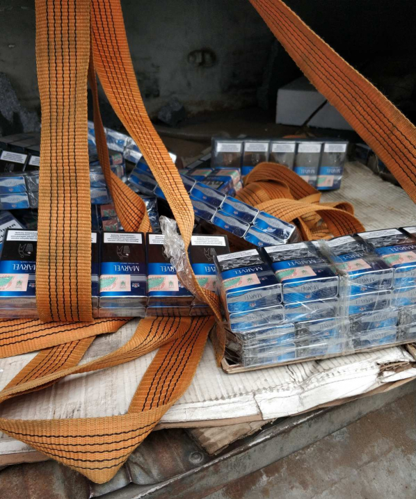 На Буковині викрили контрабанду сигарет на пів мільйона гривень