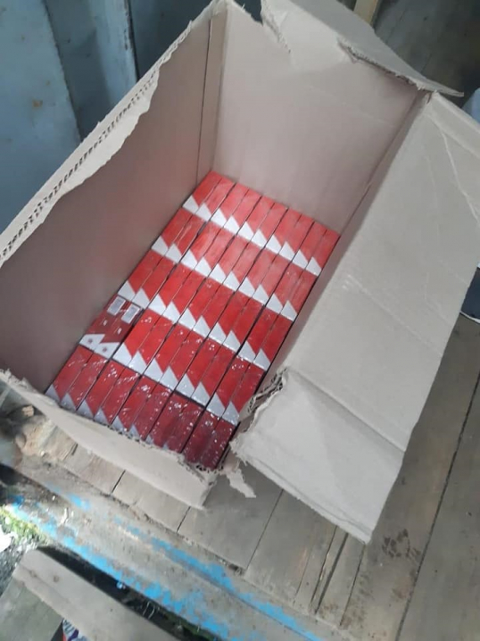 У Чернівецькій області провели масштабні обшуки щодо виявлення підакцизних цигарок