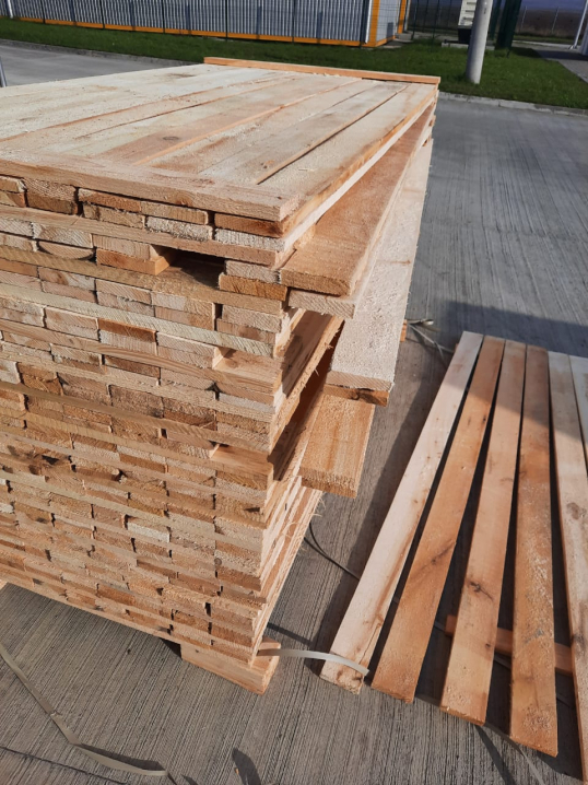 Буковинські митники вилучили деревину вартістю 90 тисяч гривень