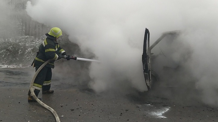 На Сокирянщині під час пожежі чоловік не зміг самостійно вибратися з будинку На Сокирянщині під час пожежі чоловік не зміг самостійно вибратися з будинку