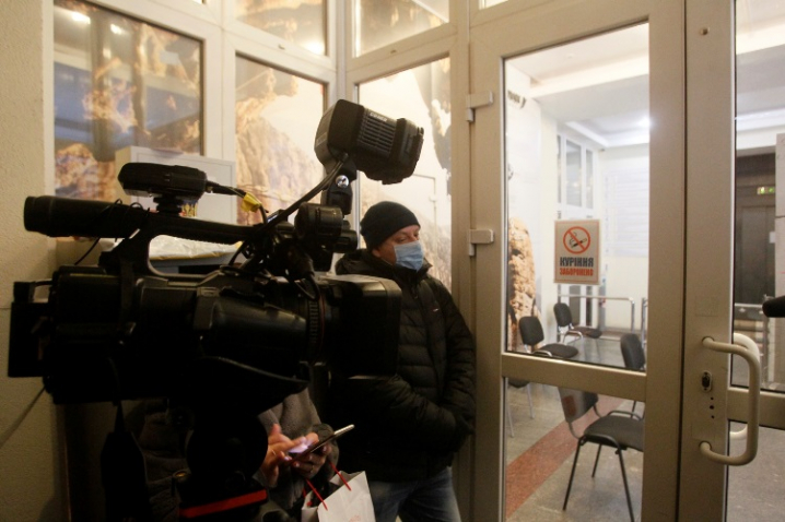 У Нацраді єдине місце для учасників «онлайн»-засідання – хол відомчого приміщення, – НСЖУ