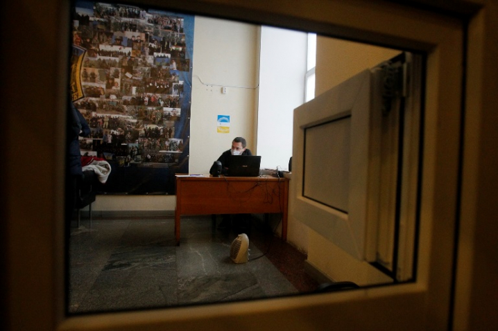 У Нацраді єдине місце для учасників «онлайн»-засідання – хол відомчого приміщення, – НСЖУ