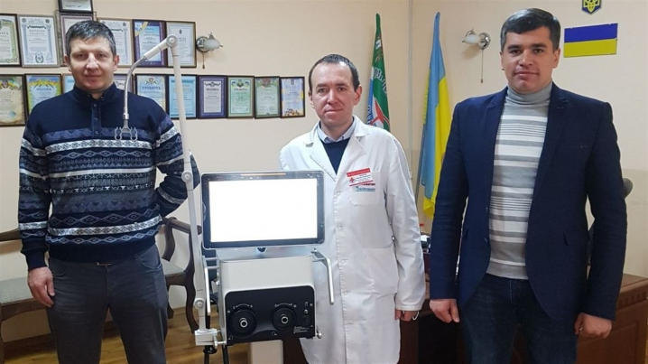 4 монітори для цілодобового спостереження за пацієнтами: Кіцманська лікарня поповнюється новим медичним обладнанням