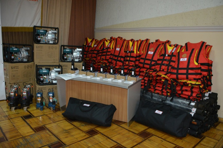 Буковинські рятувальники отримали допомогу від польських колег