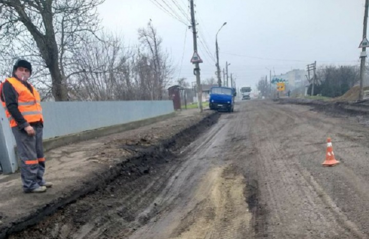 У Чернівцях тимчасово припинить курсувати тролейбус №11