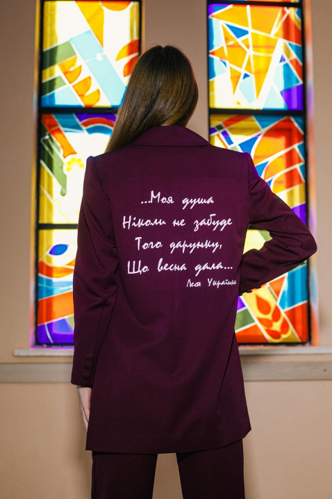 "Жити хочу": студенти чернівецького коледжу створили колекцію одягу, присвячену 150-річчю з дня народження Лесі Українки
