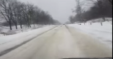 Який стан доріг та тротуарів в Чернівцях після "сніжної" доби