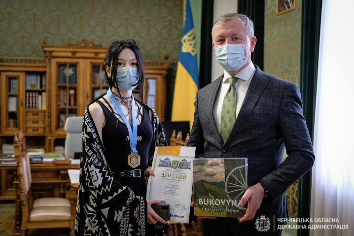 На Буковині нагородили учнів, які удостоїлися стипендії Президента України