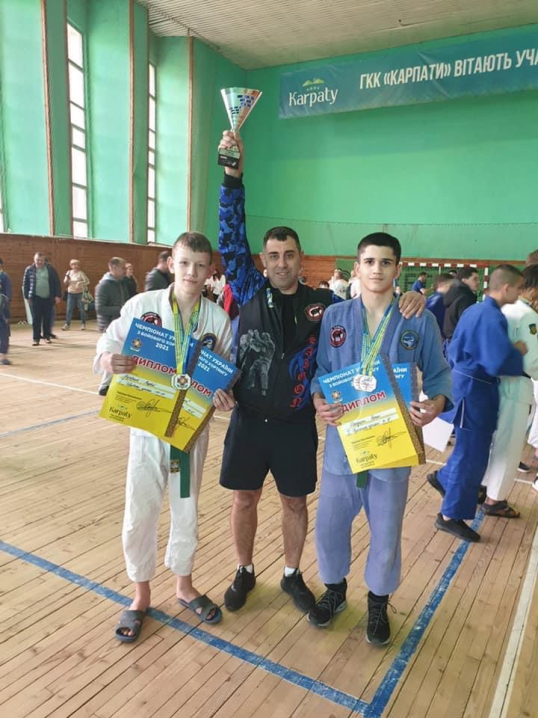 Буковинські спортсмени вибороли золото на Чемпіонаті України з бойового хортингу Буковинські спортсмени вибороли золото на Чемпіонаті України з бойового хортингу