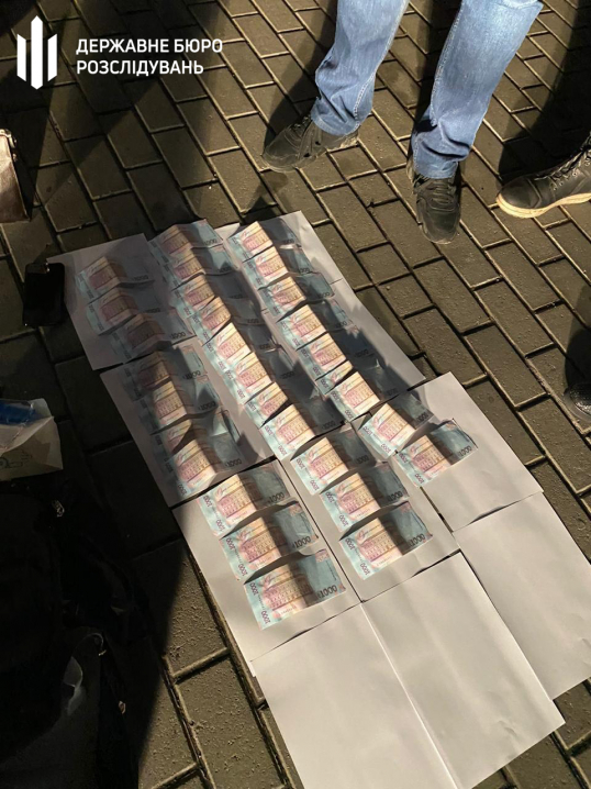 Хабар майже на 100 тис. грн.: на Буковині судитимуть очільника лісгоспу Хабар майже на 100 тис. грн.: на Буковині судитимуть очільника лісгоспу