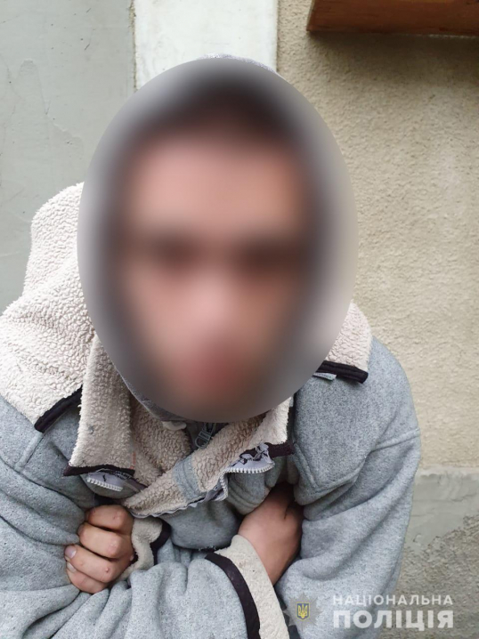 Понад 500 рослин коноплі: на Буковині затримали наркодилерів