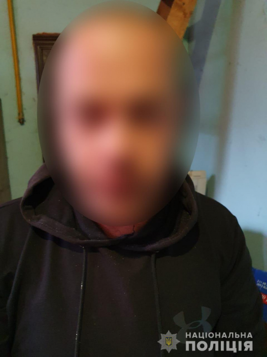 Понад 500 рослин коноплі: на Буковині затримали наркодилерів