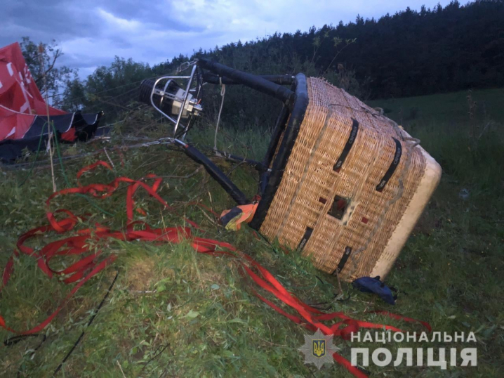 "Куля волочилася по землі": очевидці про падіння аеростата поблизу Кам'янця-Подільського