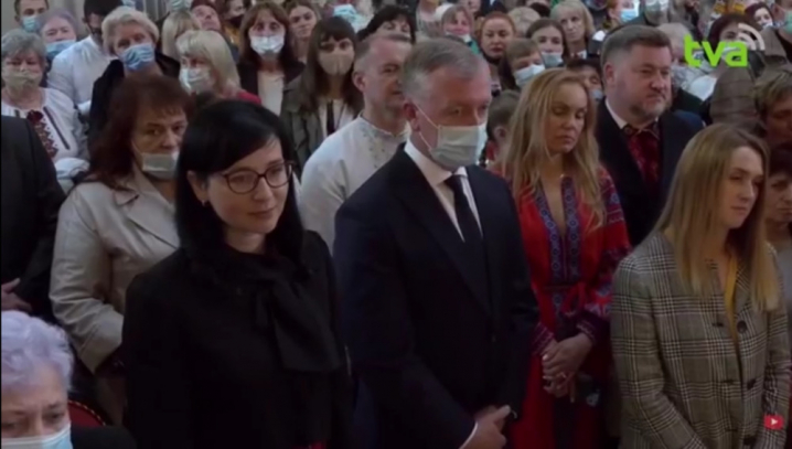 Під час проповіді Глава УГКЦ подякував голові Чернівецької ОДА за сприяння боротьбі з COVID-19 Під час проповіді Глава УГКЦ подякував голові Чернівецької ОДА за сприяння боротьбі з COVID-19