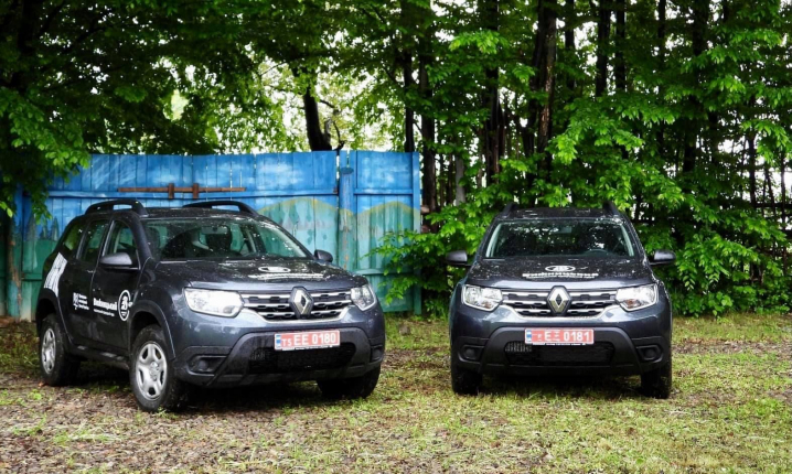 Національний парк «Вижницький» отримав два новенькі автомобілі, 2 фотокамери та дрон