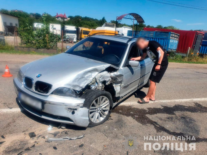З’явилися подробиці аварії на виїзді з Чернівців: потерпілих госпіталізували