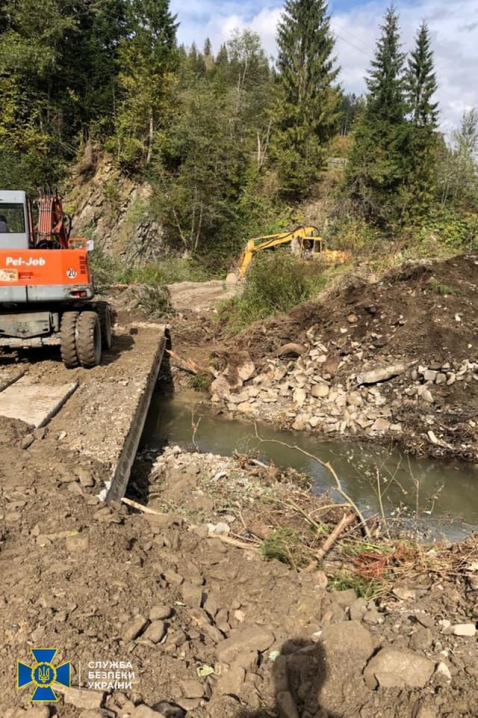 Привласнили понад мільйон гривень: на Буковині викрили схему розкрадання коштів, які призначені для ліквідації наслідків повені Привласнили понад мільйон гривень: на Буковині викрили схему розкрадання коштів, які призначені для ліквідації наслідків повені