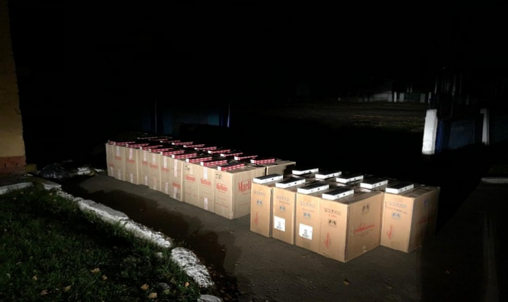 На Буковині вилучили контрафактних цигарок на понад півмільйона гривень На Буковині вилучили контрафактних цигарок на понад півмільйона гривень