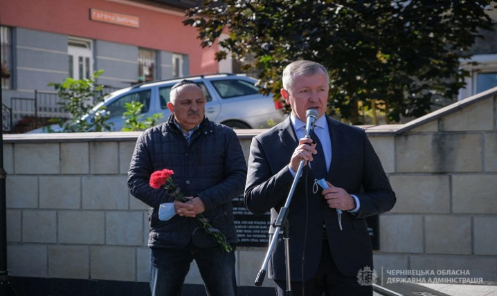 Сьогодні у Чернівцях вшанували пам’ять жертв Голокосту та роковинам трагедії Бабиного Яру