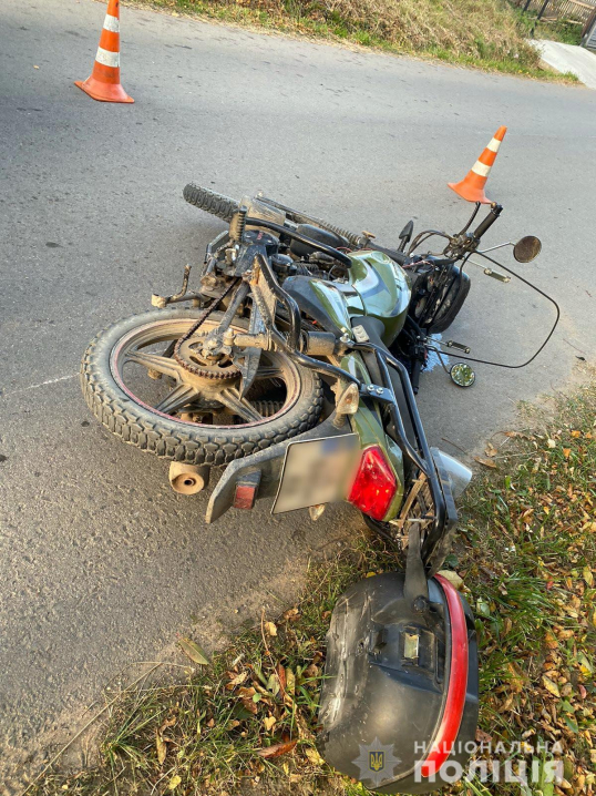 На Буковині у ДТП травмувався 71-річний мотоцикліст