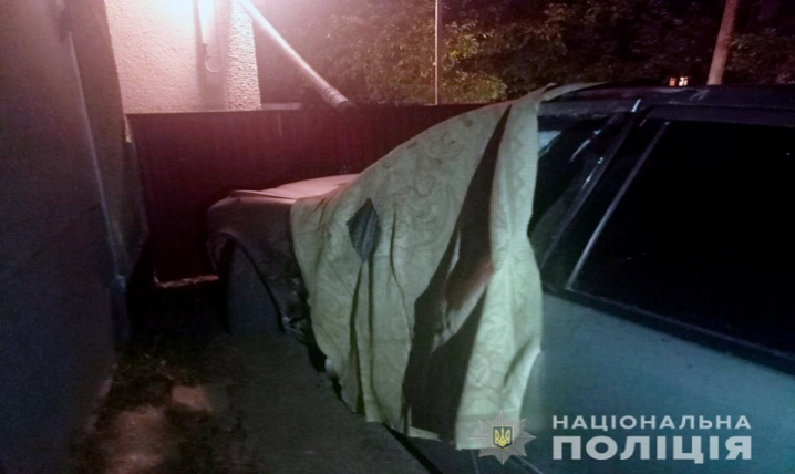 На Буковині поліція завершила розслідування смертельної аварії, у якій зіткнувся автомобіль і мотоцикл