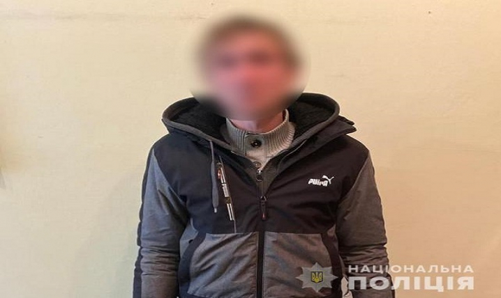 У Чернівцях поліція викрила чоловіка, який пограбував 23-річну дівчину-іноземку