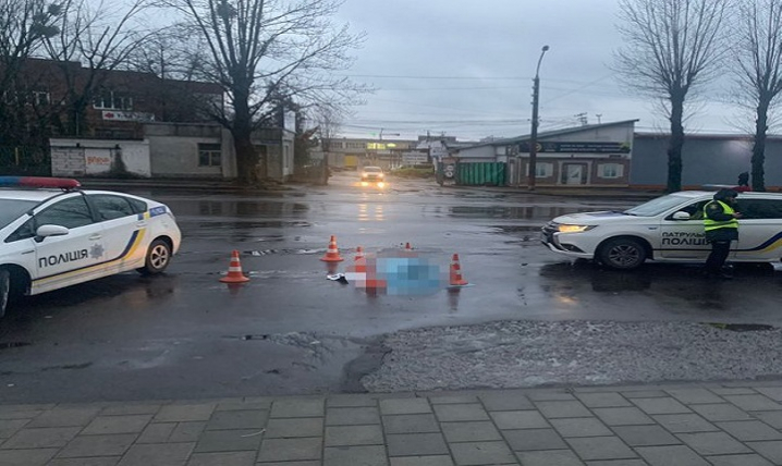 У Львові маршрутка збила двох жінок, одну “протягнула” аж до кінцевої