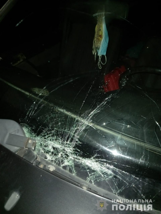 На Вижниччині автівка збила 86-річного дідуся На Вижниччині автівка збила 86-річного дідуся