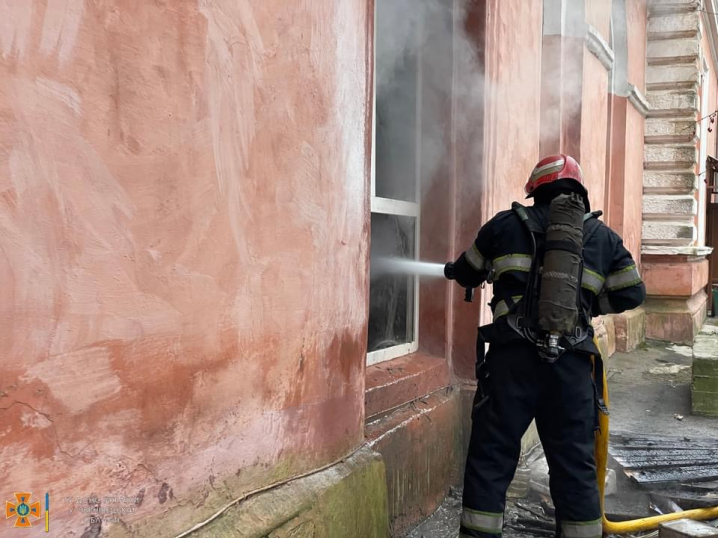 Пожежу у Чернівецькій обласній лікарні загасили