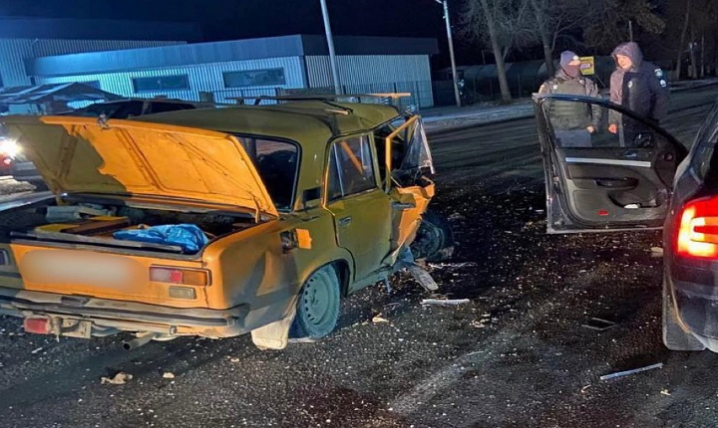 Нічна ДТП на Буковині: п'яний водій не впорався з керуванням та зіткнувся з іншим авто