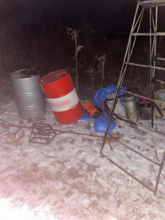 Буковинці намагалися на списаному літаку АН-2 перемістити контрабанду через кордон Буковинці намагалися на списаному літаку АН-2 перемістити контрабанду через кордон