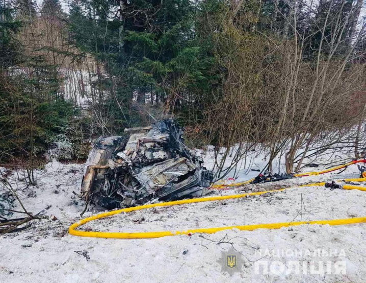 Смертельна ДТП на Прикарпатті: 24-річний водій загинув на місці у палаючому авто(ФОТО)