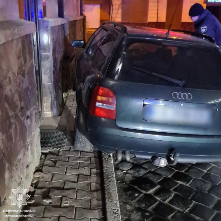 Дев'ять нетверезих водіїв виявили поліцейські минулої ночі на Буковині(фото)