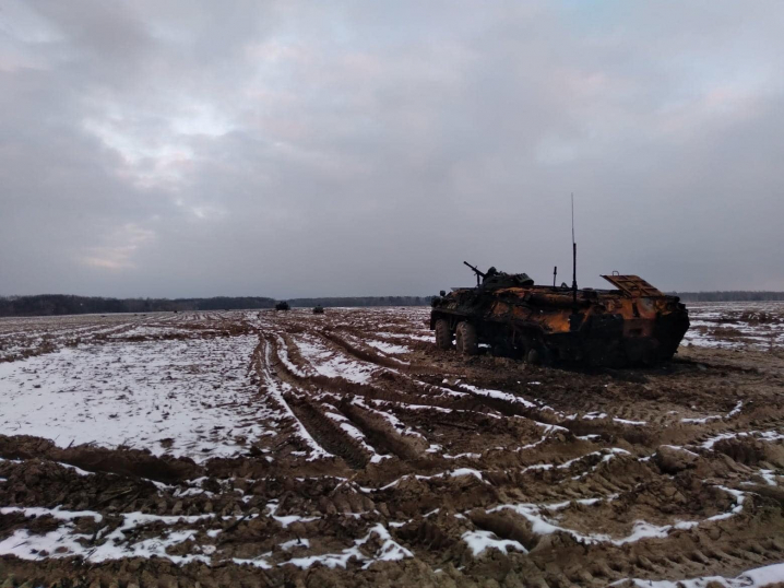 На Сумщині знищено велику колону російських бензовозів (фото)