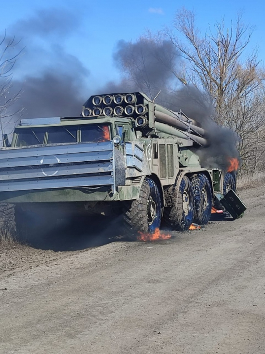 Під Прилуками українці розбили групу військових РФ і захопили РСЗВ "Ураган"