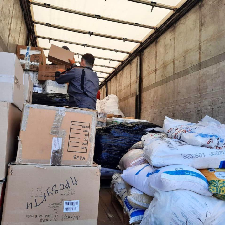 Допомога з Буковини: 12 тонн вантажу відправили військовим у Харківську область