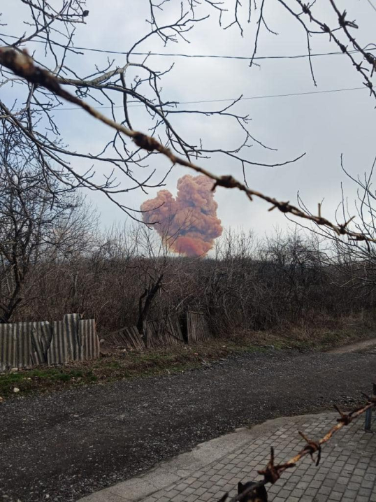 Росіяни влучили у цистерну з азотною кислотою на Луганщині