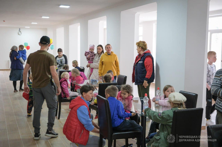 Буковина прихистила 51 дитину з  Харкова (фото)