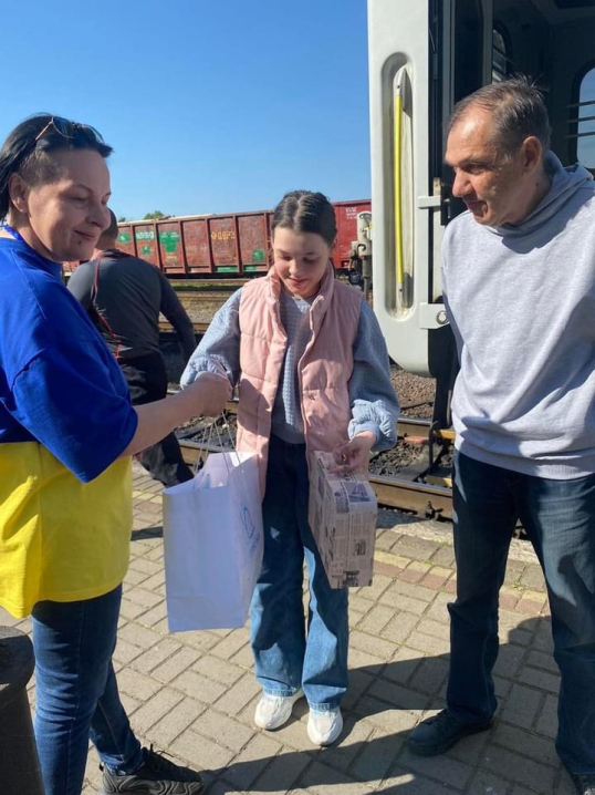 Кіра Обединська, яку росіяни примусово вивезли з Маріуполя, приїхала в Чернівці Кіра Обединська, яку росіяни примусово вивезли з Маріуполя, приїхала в Чернівці